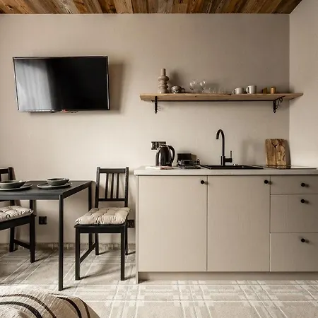 Apartski 18d 公寓 扎科帕内