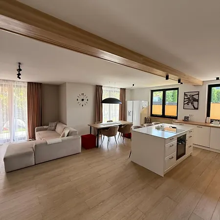 Apartski 18d Apartment *